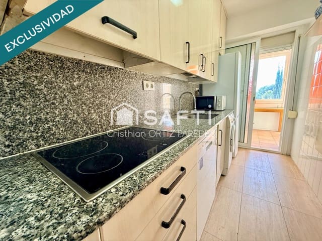 1 makuuhuone Huoneisto myytävänä paikassa Urbanitzacions del Nord, Lloret de Mar mukana uima-altaan 
autotalli - 147 260 € (Ref: 9627581)