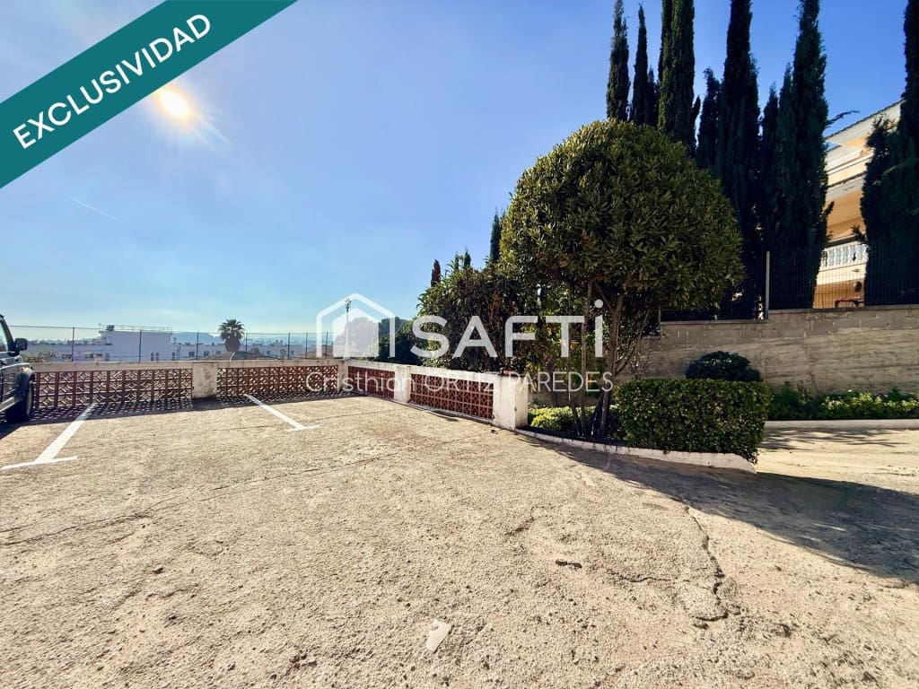 1 makuuhuone Huoneisto myytävänä paikassa Lloret de Mar mukana uima-altaan 
autotalli - 147 260 € (Ref: 9627581)