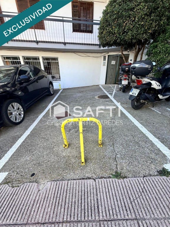 1 makuuhuone Huoneisto myytävänä paikassa Lloret de Mar mukana uima-altaan 
autotalli - 147 260 € (Ref: 9627581)