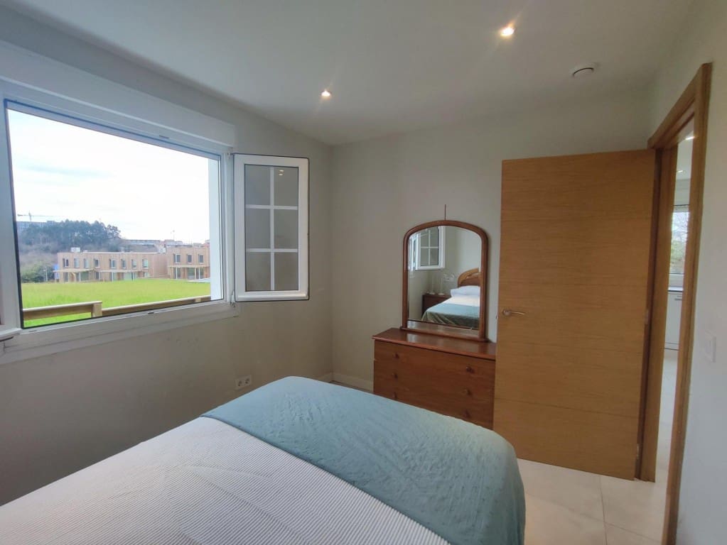 2 sypialnia Willa do wynajęcia w Santiago de Compostela - 750 € (Ref: 9627583)