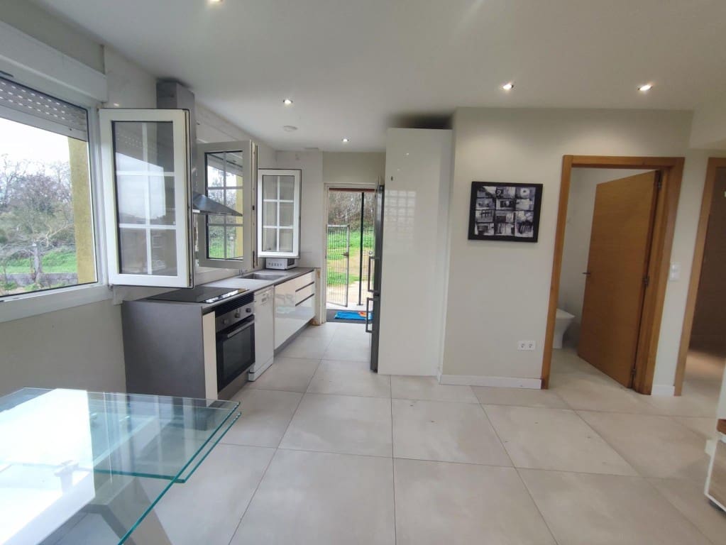 2 sypialnia Willa do wynajęcia w Santiago de Compostela - 750 € (Ref: 9627583)