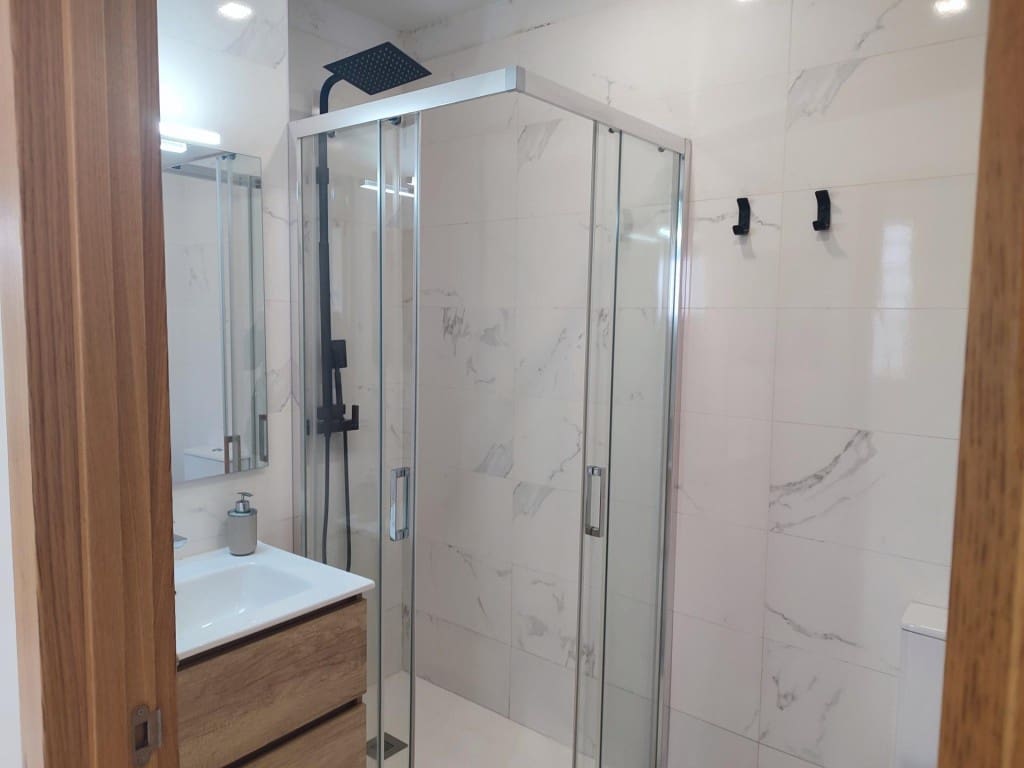 2 sypialnia Willa do wynajęcia w Santiago de Compostela - 750 € (Ref: 9627583)