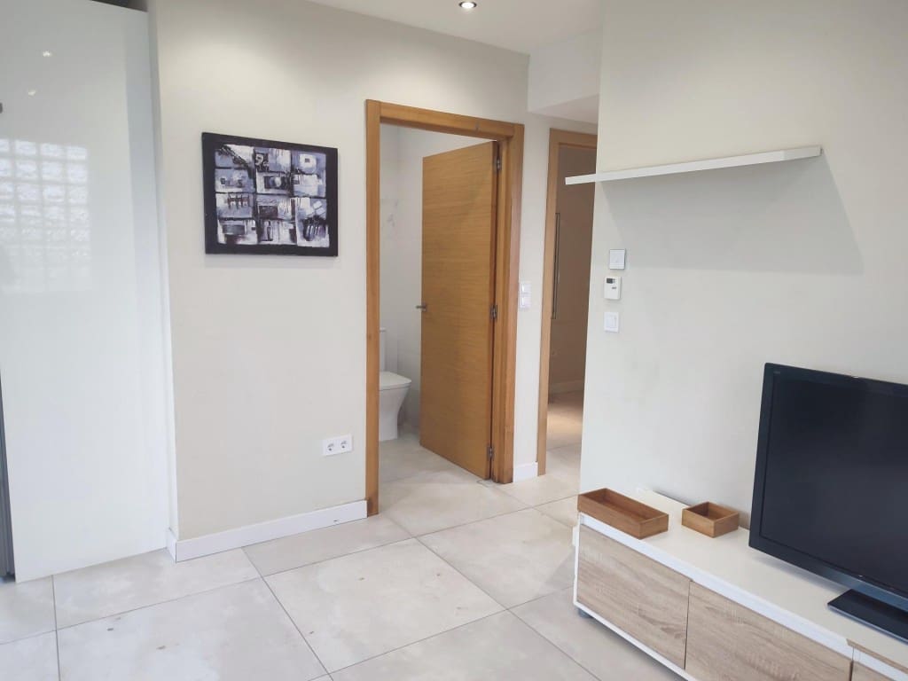 2 sypialnia Willa do wynajęcia w Santiago de Compostela - 750 € (Ref: 9627583)