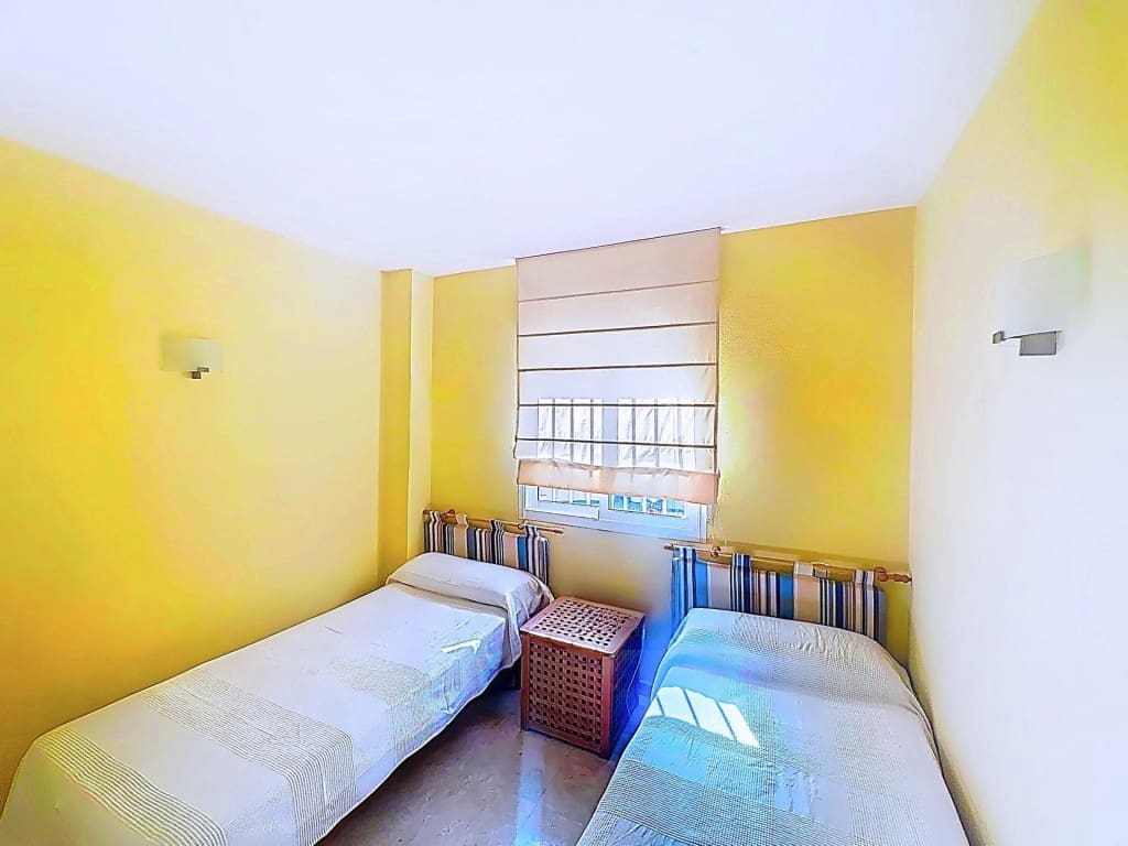 2 bedroom Apartment for sale in Denia with pool - € 369,000 (Ref: 9627584)