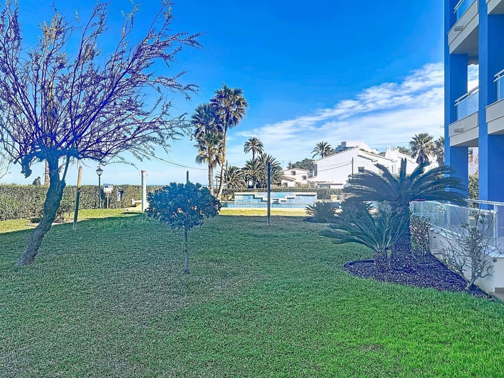 2 bedroom Apartment for sale in Denia with pool - € 369,000 (Ref: 9627584)