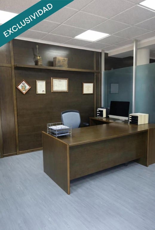 Kommersiell till salu i Almansa - 650 000 € (Ref: 9627587)