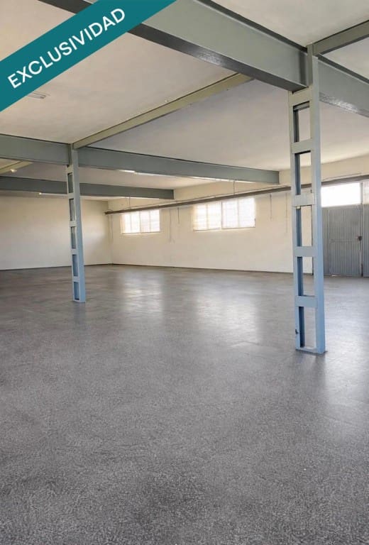 Kommersiell till salu i Almansa - 650 000 € (Ref: 9627587)