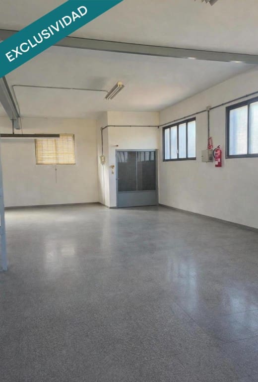 Kommersiell till salu i Almansa - 650 000 € (Ref: 9627587)