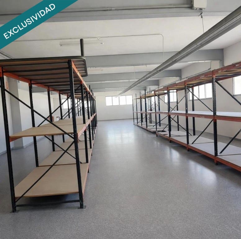 Kommersiell till salu i Almansa - 650 000 € (Ref: 9627587)