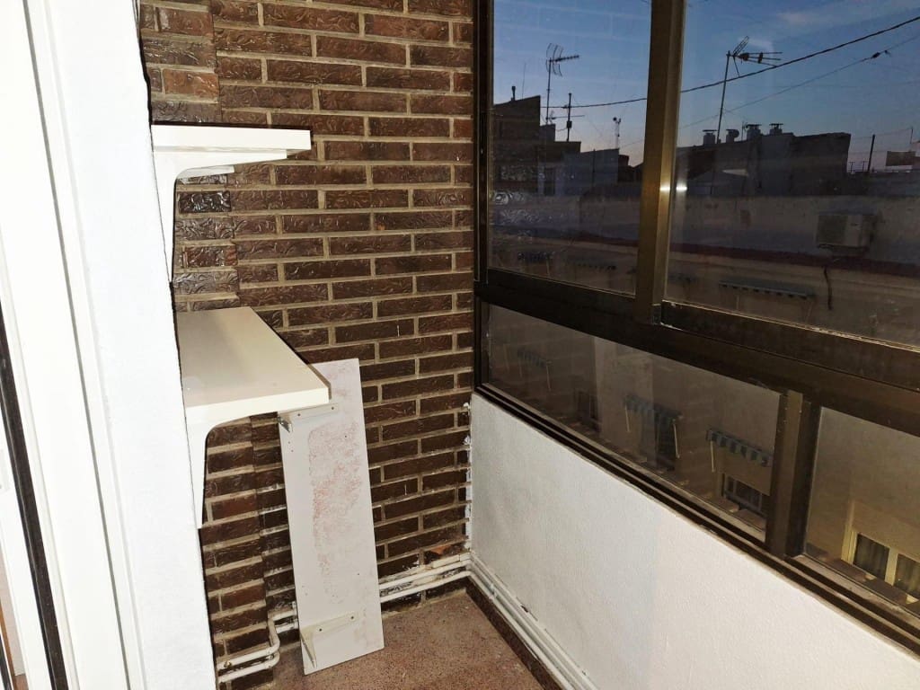 Apartamento de 3 habitaciones en Yecla en venta - 102.000 € (Ref: 9630011)