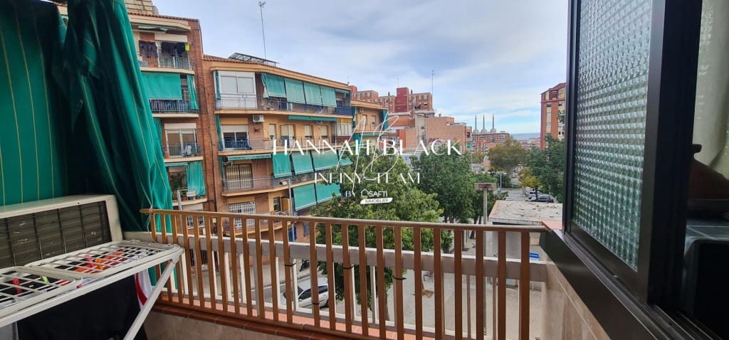 3 sovrum Lägenhet till salu i Badalona - 210 000 € (Ref: 9630013)