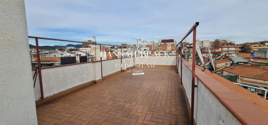 3 sovrum Lägenhet till salu i Badalona - 210 000 € (Ref: 9630013)