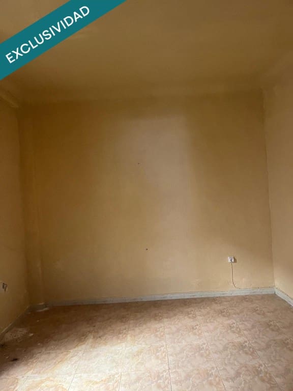 9 chambre Villa/Maison à vendre à Almansa - 80 000 € (Ref: 9630015)