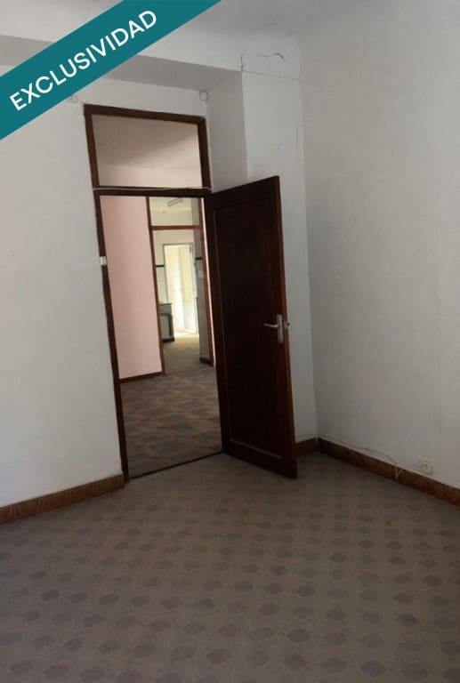 9 chambre Villa/Maison à vendre à Almansa - 80 000 € (Ref: 9630015)