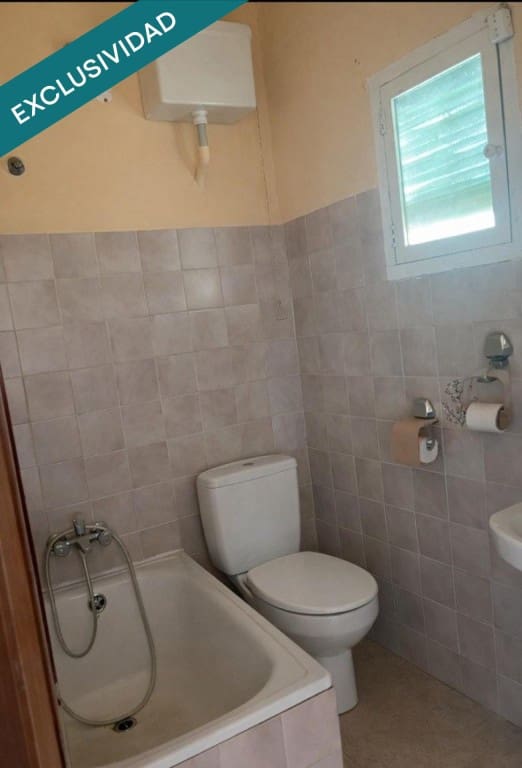 9 chambre Villa/Maison à vendre à Almansa - 80 000 € (Ref: 9630015)