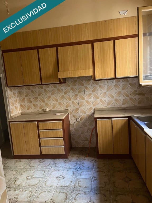 9 chambre Villa/Maison à vendre à Almansa - 80 000 € (Ref: 9630015)