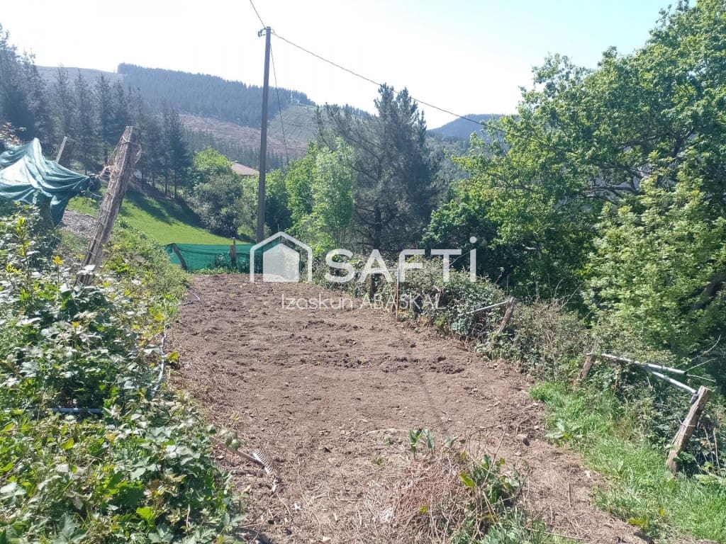 8 soveværelse Finca/Landehus til salg i Amurrio - € 343.000 (Ref: 9630017)