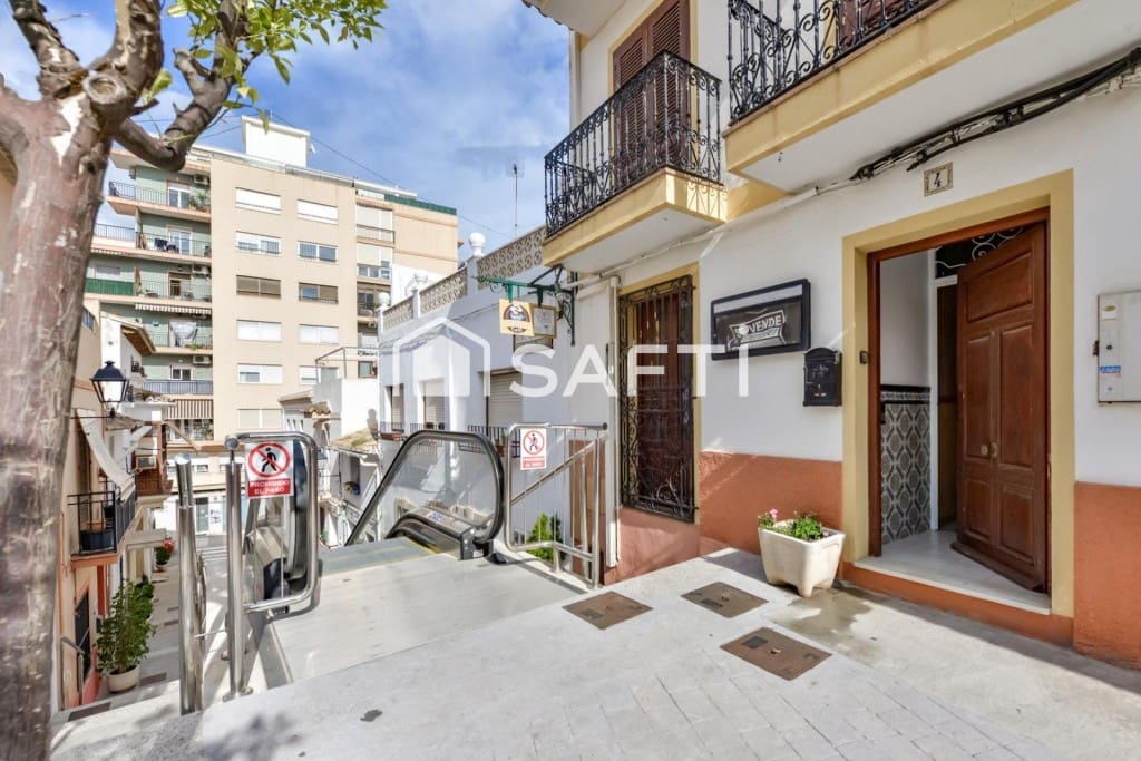 5 makuuhuone Rivitalo myytävänä paikassa Calpe / Calp - 705 000 € (Ref: 9634315)