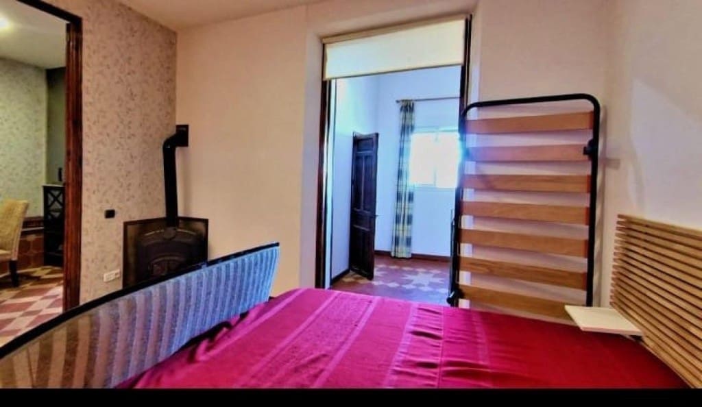 6 slaapkamer Appartement te koop in Sax - € 95.100 (Ref: 9634316)