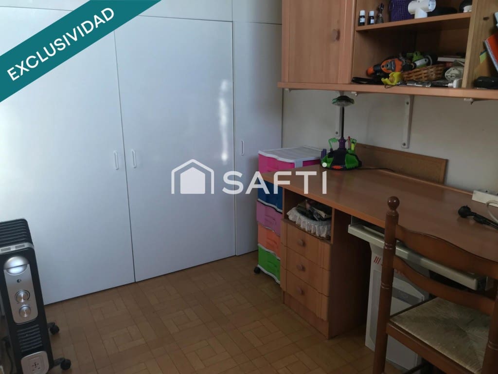 3 makuuhuone Huoneisto myytävänä paikassa Santiago de Compostela - 169 000 € (Ref: 9634318)