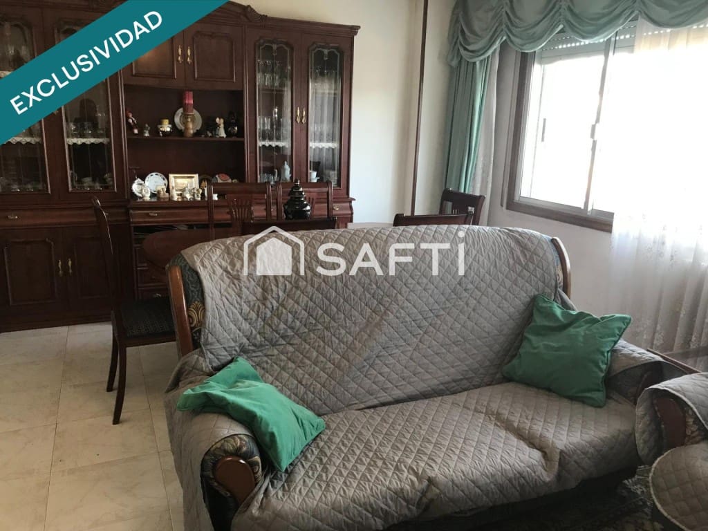 3 makuuhuone Huoneisto myytävänä paikassa Santiago de Compostela - 169 000 € (Ref: 9634318)