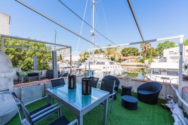 3 soverom Rekkehus til salgs i Santa Margarida, Roses med garasje - € 399 000 (Ref: 9634319)