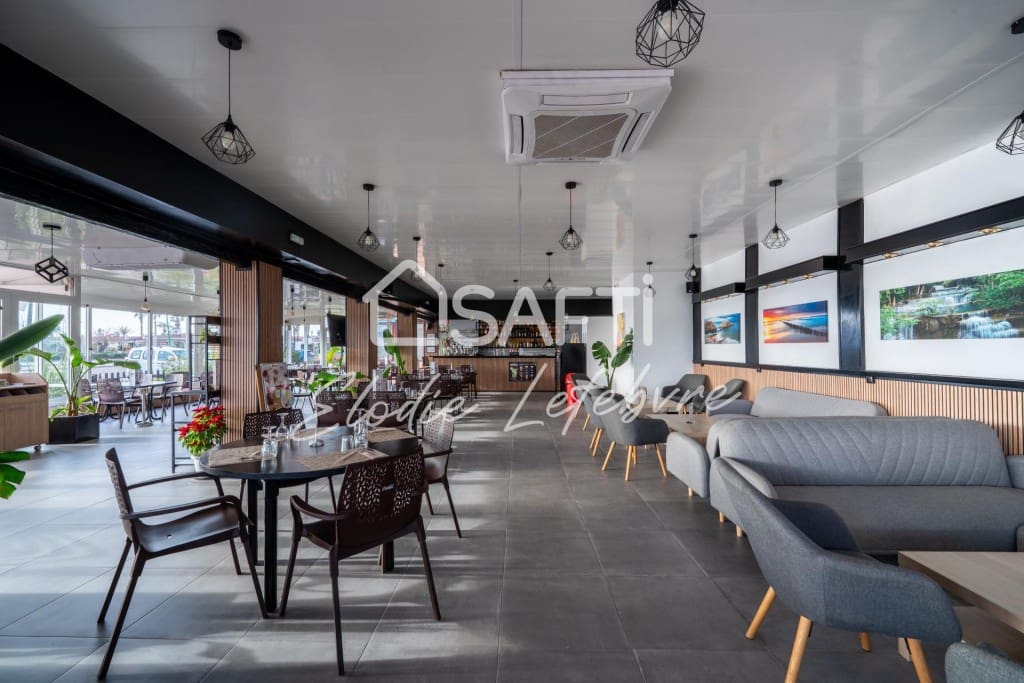 Erhverv til salg i Empuriabrava - € 129.000 (Ref: 9634320)