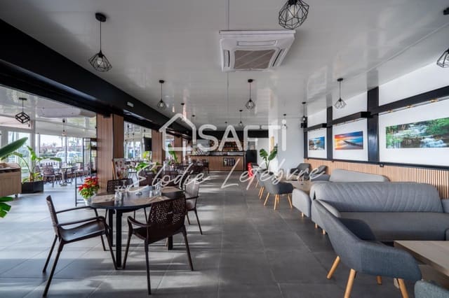 Erhverv til salg i Empuriabrava, Castelló d'Empúries - € 129.000 (Ref: 9634320)