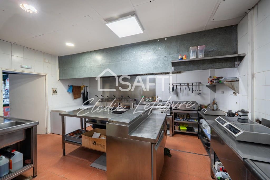 Erhverv til salg i Empuriabrava - € 129.000 (Ref: 9634320)