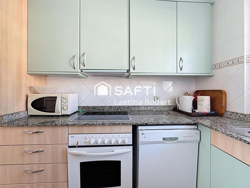 3 bedroom Apartment for sale in Roses - € 249,000 (Ref: 9634321)