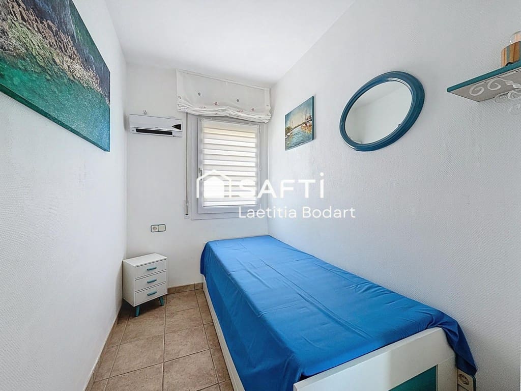 3 bedroom Apartment for sale in Roses - € 249,000 (Ref: 9634321)