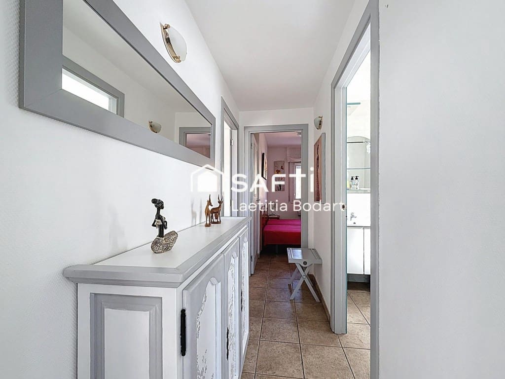 3 bedroom Apartment for sale in Roses - € 249,000 (Ref: 9634321)