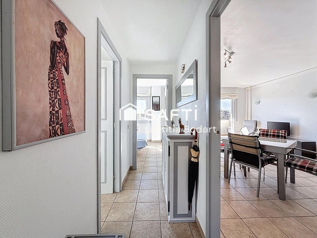 3 bedroom Apartment for sale in Roses - € 249,000 (Ref: 9634321)