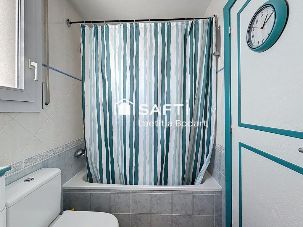 3 bedroom Apartment for sale in Roses - € 249,000 (Ref: 9634321)