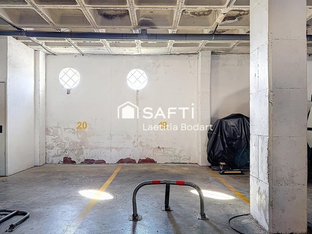 3 bedroom Apartment for sale in Roses - € 249,000 (Ref: 9634321)