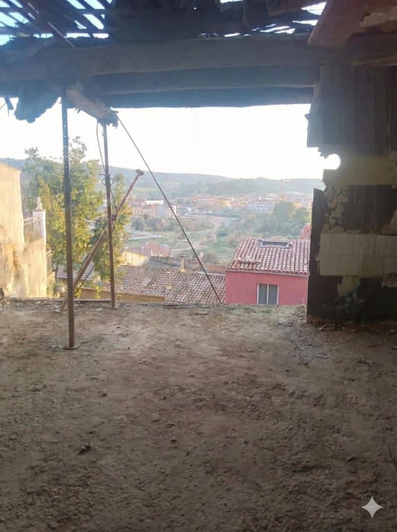 3 soveværelse Villa til salg i Artes - € 70.000 (Ref: 9634326)