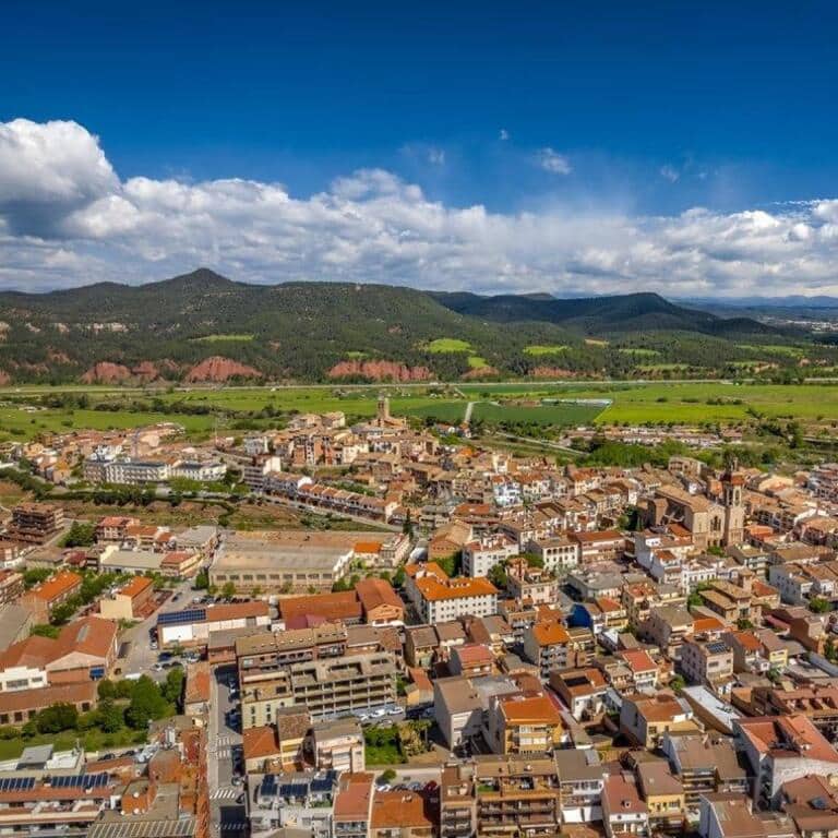 3 bedroom Villa for sale in Artes - € 70,000 (Ref: 9634326)