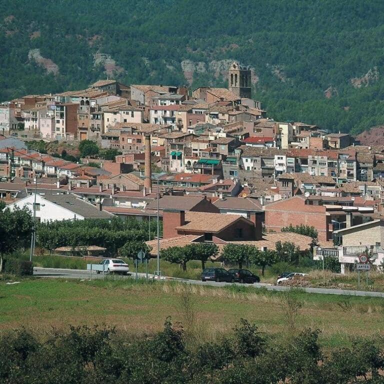 3 bedroom Villa for sale in Artes - € 70,000 (Ref: 9634326)