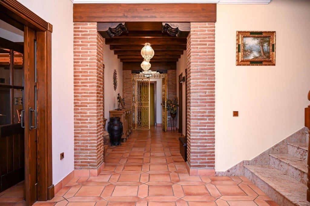 4 chambre Finca/Maison de Campagne à vendre à Mijas avec piscine garage - 1 575 000 € (Ref: 9634327)