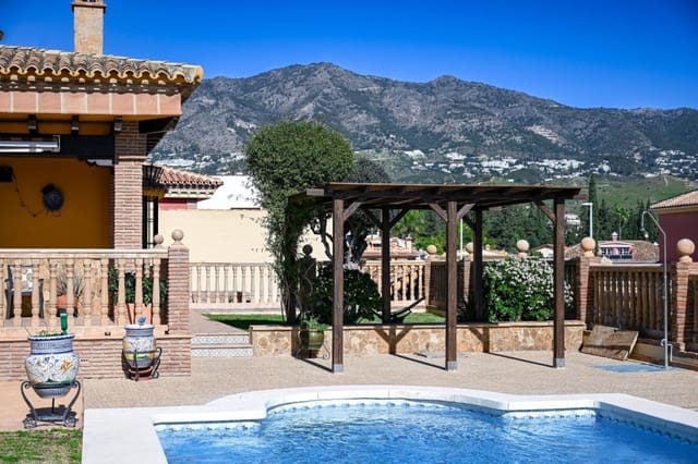 4 chambre Finca/Maison de Campagne à vendre à Campo Mijas, Mijas avec piscine garage - 1 575 000 € (Ref: 9634327)