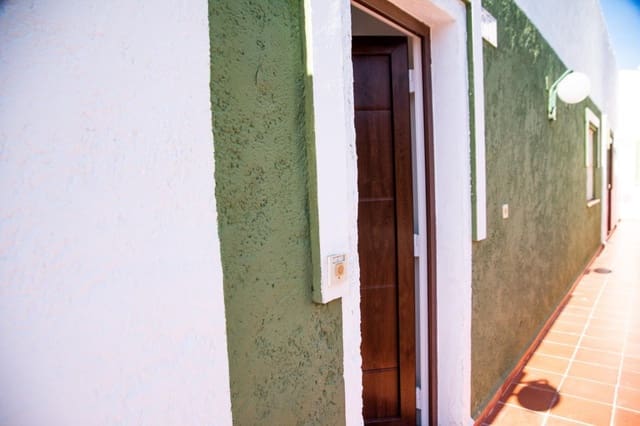 2 bedroom Apartment for sale in Playa Poniente, Benidorm with pool - € 268,000 (Ref: 9637414)