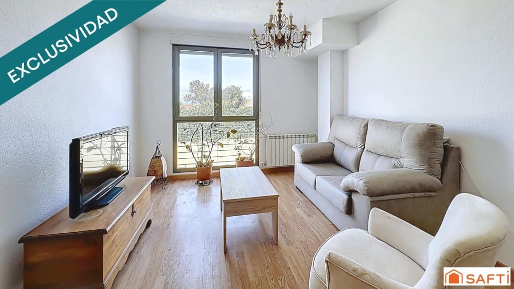 2 bedroom Flat for sale in Guadalajara city with garage - € 200,000 (Ref: 9637419)