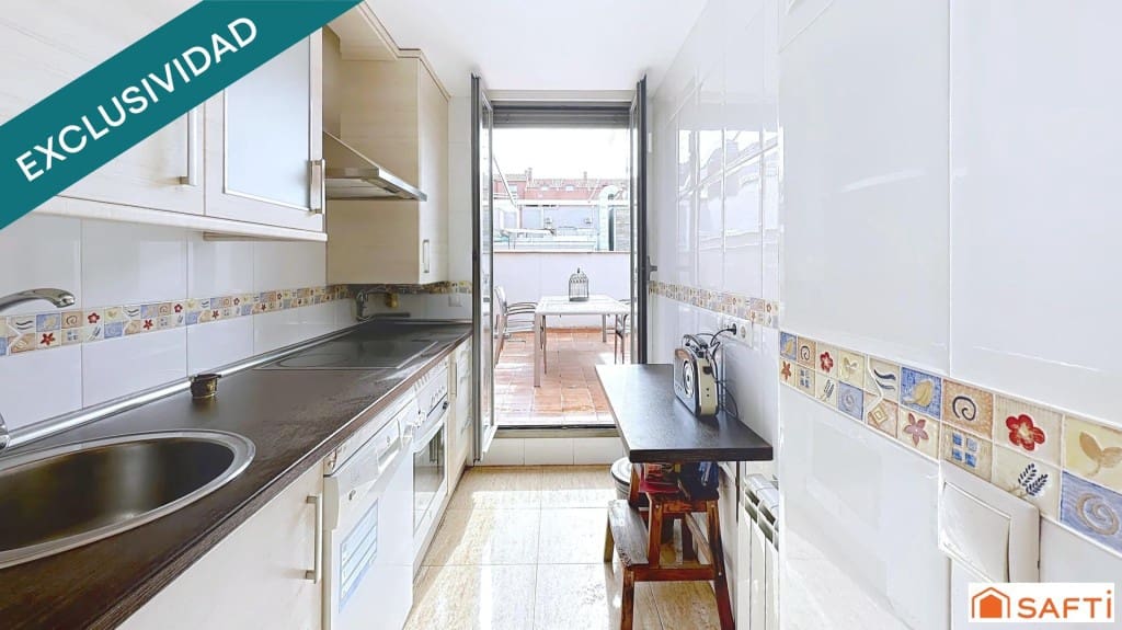 2 bedroom Flat for sale in Guadalajara city with garage - € 200,000 (Ref: 9637419)