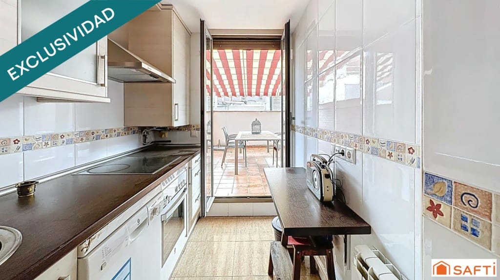 2 bedroom Flat for sale in Guadalajara city with garage - € 200,000 (Ref: 9637419)