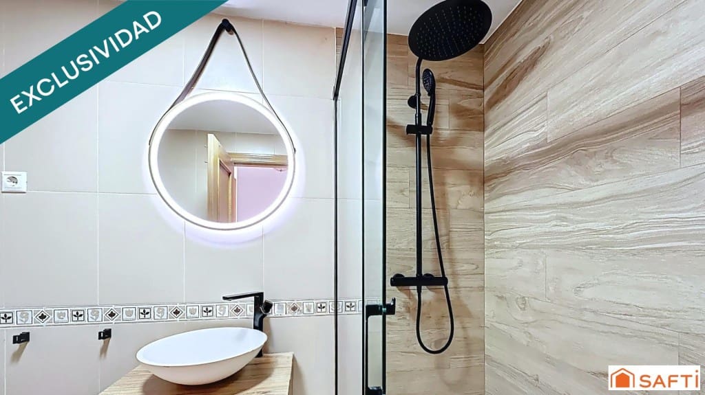 2 bedroom Flat for sale in Guadalajara city with garage - € 200,000 (Ref: 9637419)