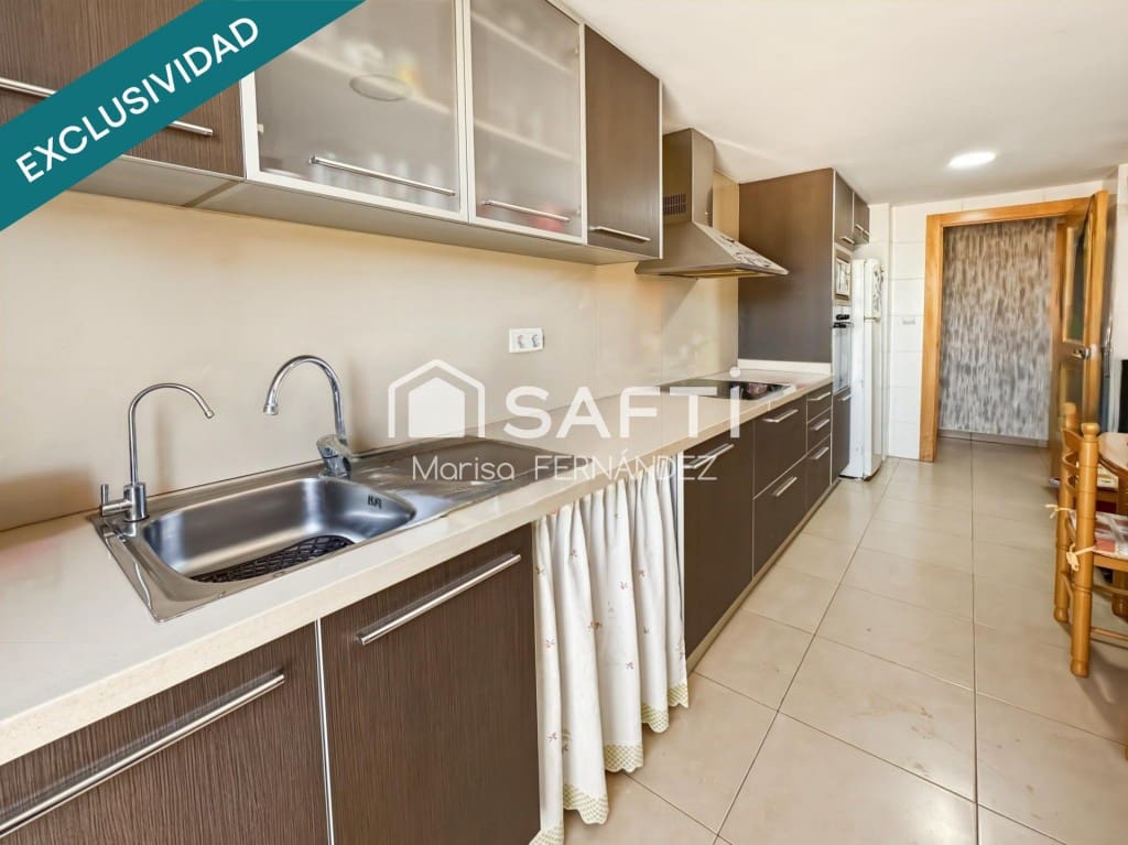 3 makuuhuone Huoneisto myytävänä paikassa La Villajoyosa / Vila Joiosa mukana uima-altaan - 245 000 € (Ref: 9637425)