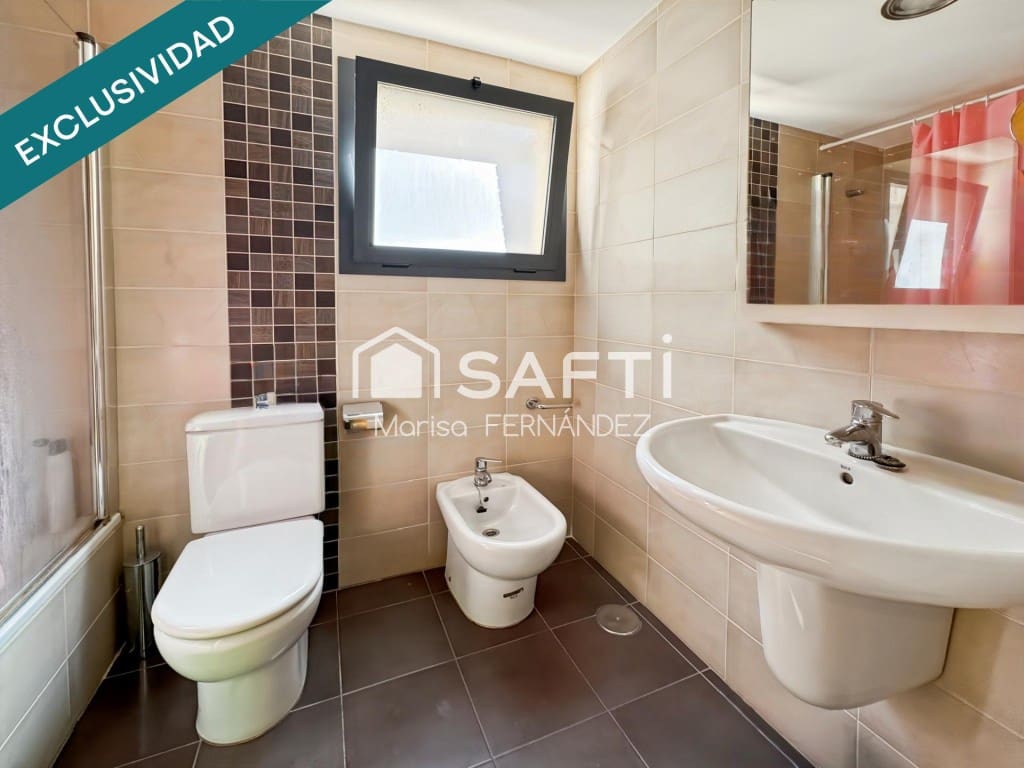 3 makuuhuone Huoneisto myytävänä paikassa La Villajoyosa / Vila Joiosa mukana uima-altaan - 245 000 € (Ref: 9637425)