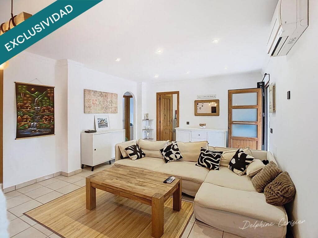 3 bedroom Apartment for sale in Cala Santanyi with pool - € 350,000 (Ref: 9644622)