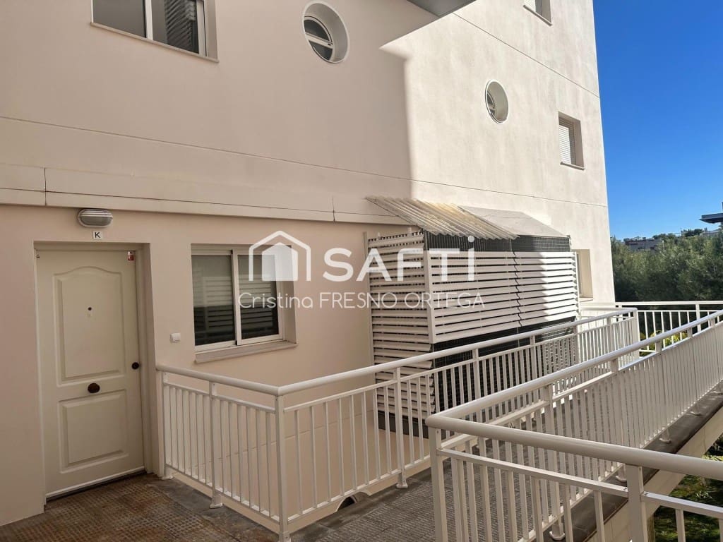 3 bedroom Flat for sale in Salou with pool - € 298,800 (Ref: 9644626)