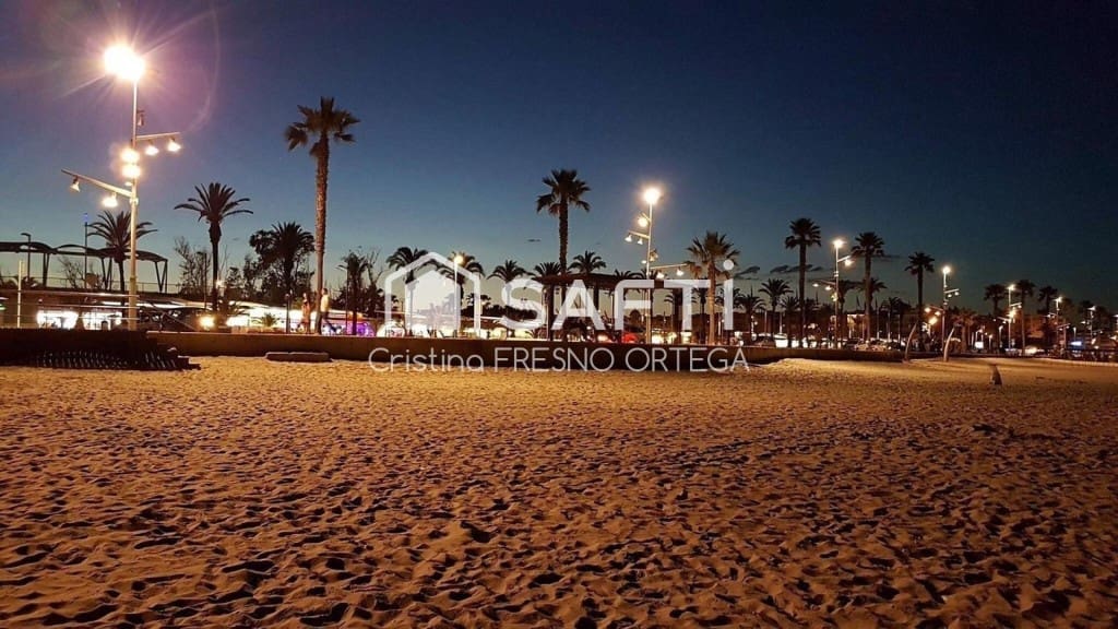 3 bedroom Flat for sale in Salou with pool - € 298,800 (Ref: 9644626)